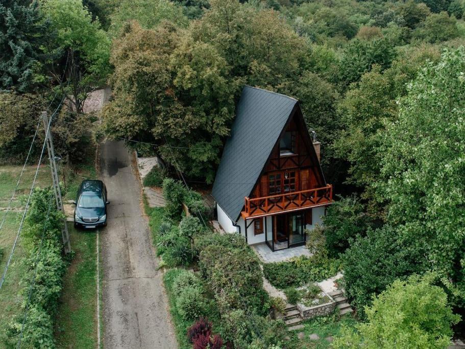 Erdo Lelke Vendeghaz: Mesebeli, Erdoszeli Fahaz Panoramaval Villa นากีมาโรช ภายนอก รูปภาพ